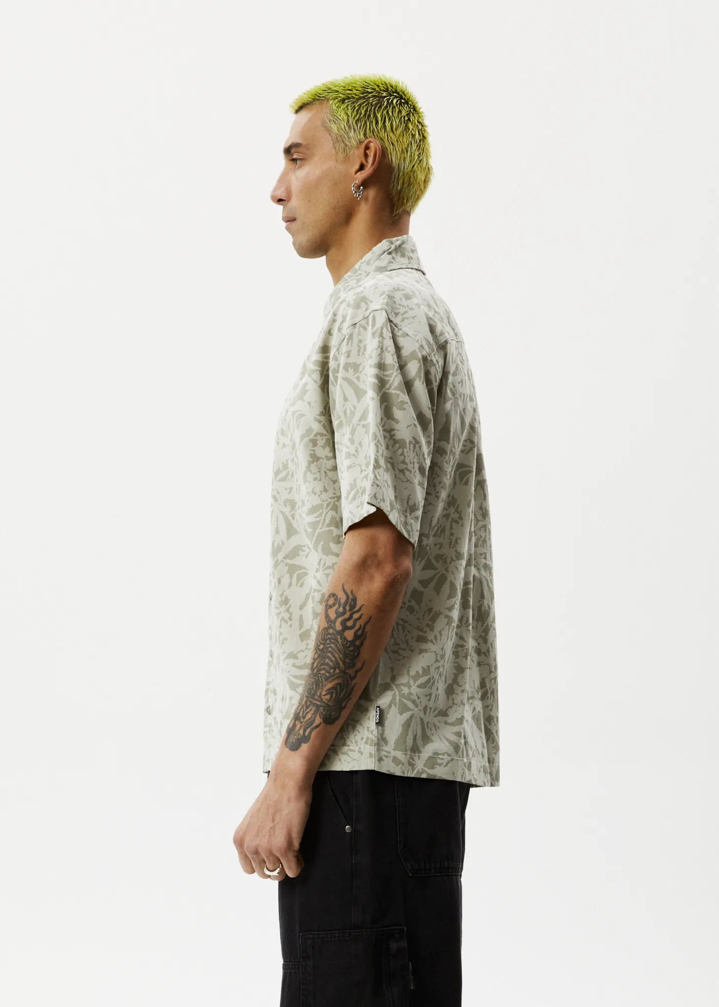 AFENDS Mens Bouquet - Short Sleeve Shirt - Olive Floral