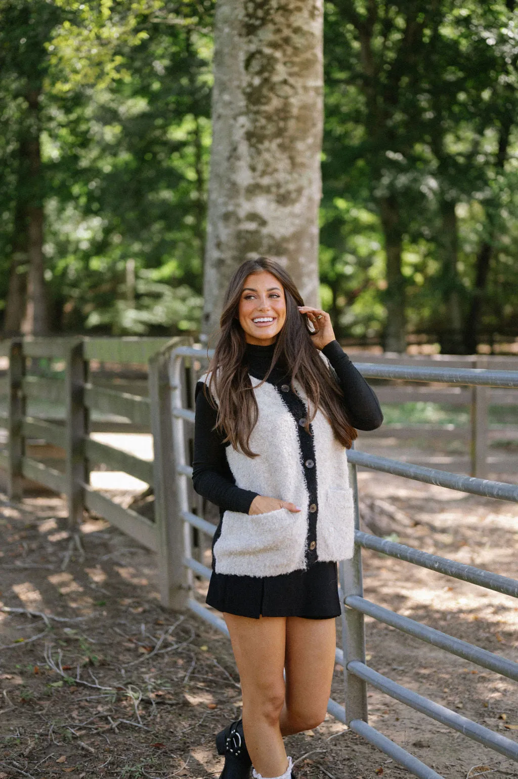 Colorblock Sweater Vest-Oat