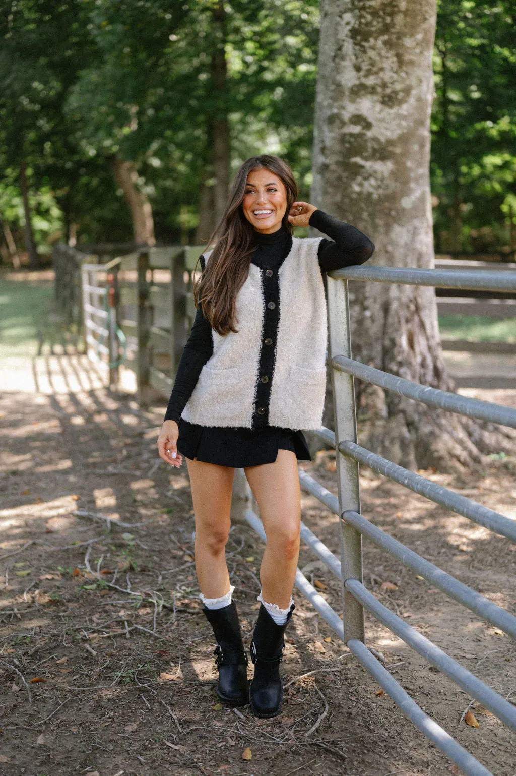 Colorblock Sweater Vest-Oat