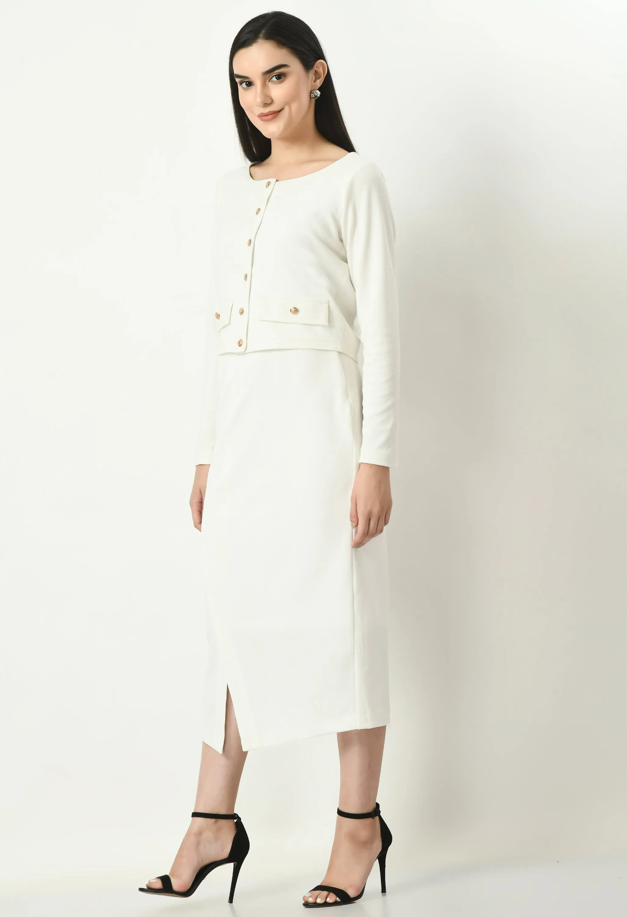 Exude Enchanting Button-down Crop Blazer (White)