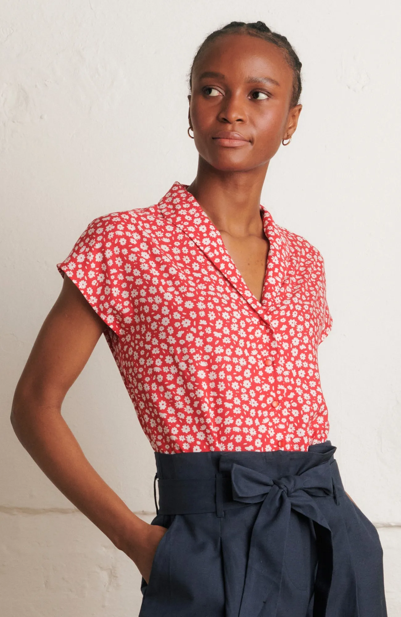 Julia Red Ditsy Daisy Blouse