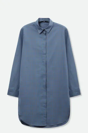 PERFECT SHIRT WITH A LENGTHENED HEM IN ITALIAN COTTON IN BLUE PATTERN