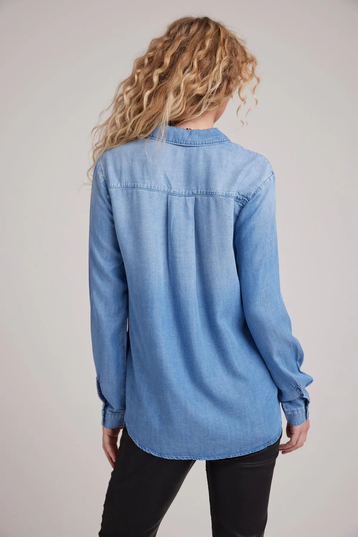 Two Pocket Classic Button Down - Medium Ombre Wash